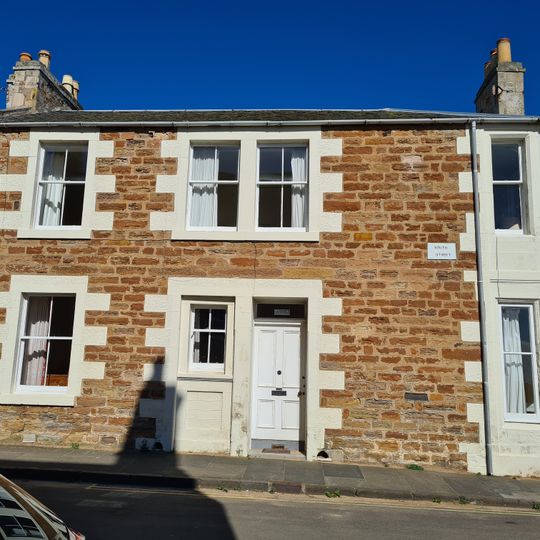 11 South Street, Elie