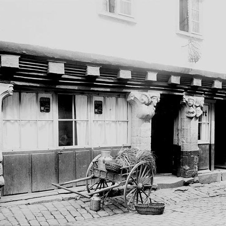 Maison des Cariatides