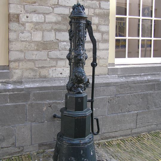 Pomp bij Meelstraat 8, Zierikzee