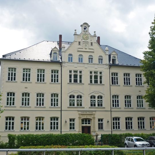 Schule Poisentalstraße 79