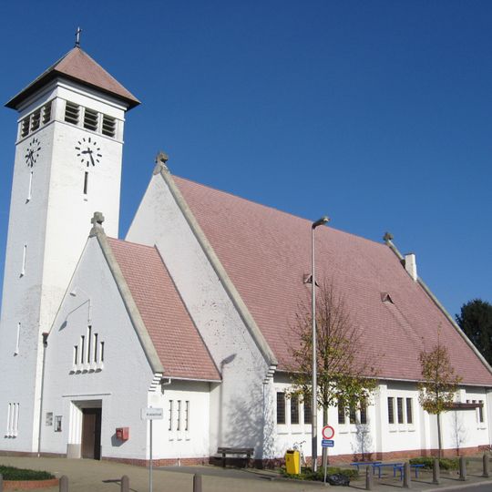 Église Onze-Lieve-Vrouw-van-Lourdes de Lommel
