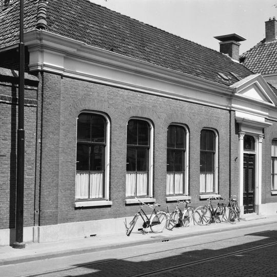 Voormalige naaischool