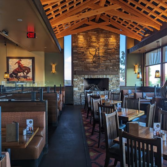 Lazy Dog Restaurant and Bar