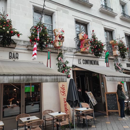 Continental PUB
