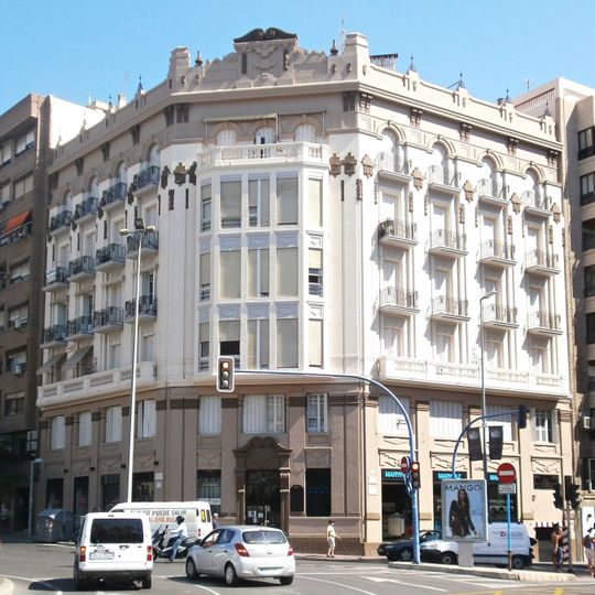 Edificio Reyes de Anta-Barrio