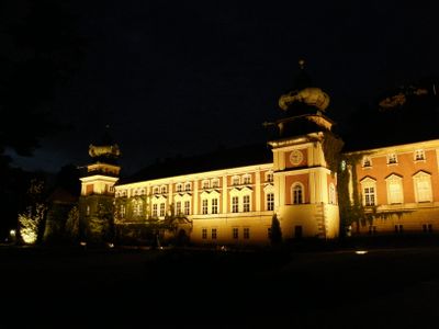 Уночі 3