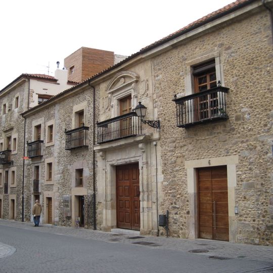 Fernández Cadórniga Street Palace