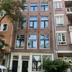 Pand met herbouwde gevel