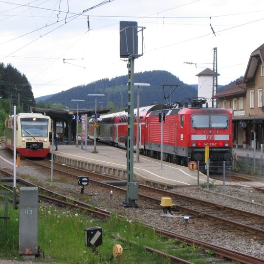 Neustadt station