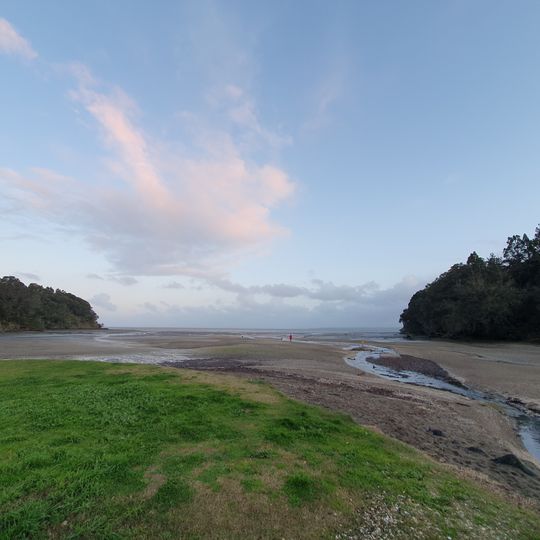 Titirangi Beach