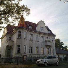 Wohnhaus mit Einfriedung Oberfeldstraße 45