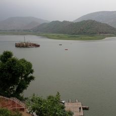 Siliserh Lake