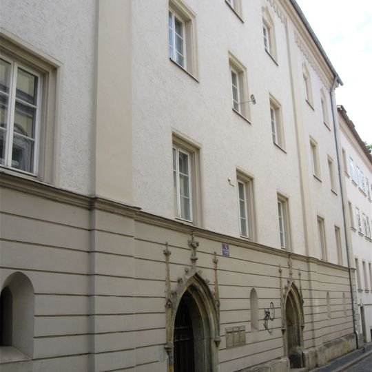 Unter den Schwibbögen 4