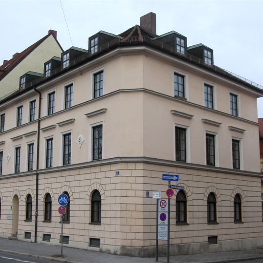 Mietshaus