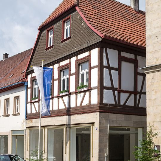 Lucas-Cranach-Straße 17