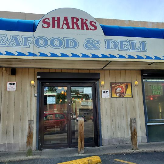 Shark's Seafood & Deli