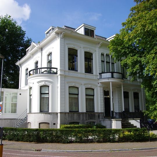 Kenaupark 8, Haarlem