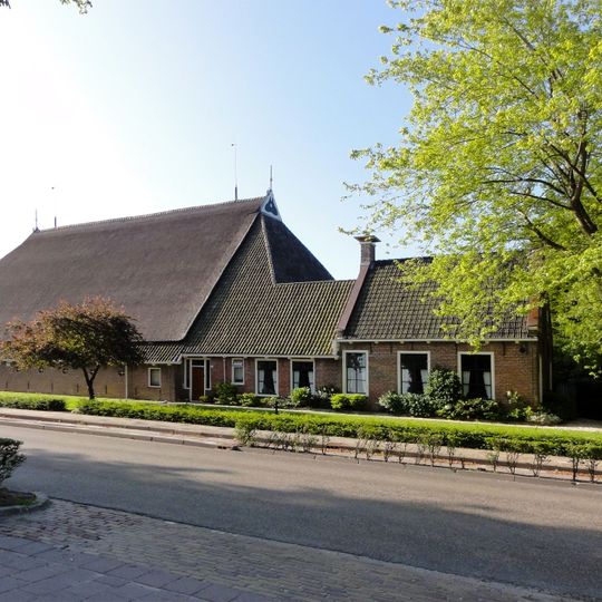 Middelweg-Oost 157, Sint Annaparochie