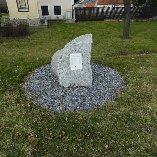 Pomník padlým v Limuzích