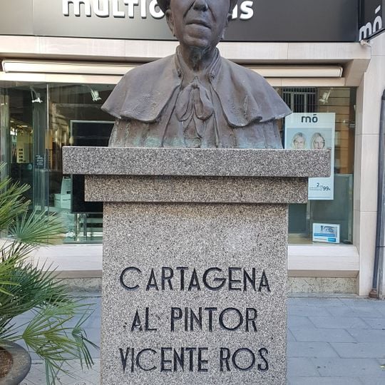 Monument to Vicente Ros