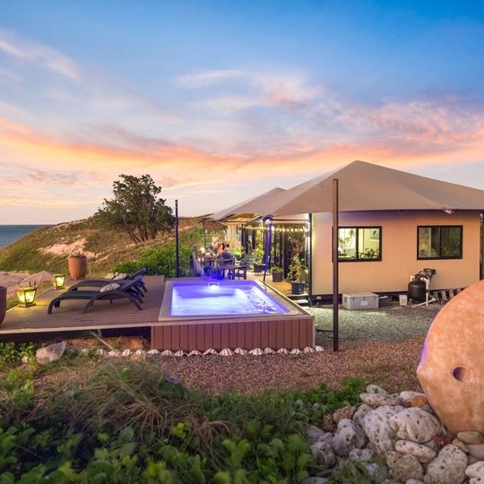 Bremer Island Banubanu Beach Retreat