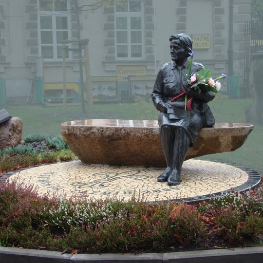 Wanda Tazbir monument in Warsaw
