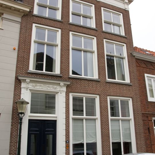 Vismarktstraat 10, Geertruidenberg