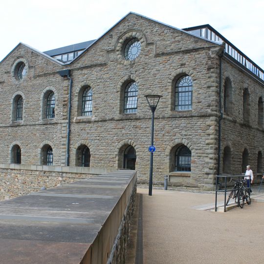 Retort House At St 5797 7251 East Of Gasferry Road