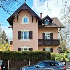 Wilhelm-Leibl-Straße 12