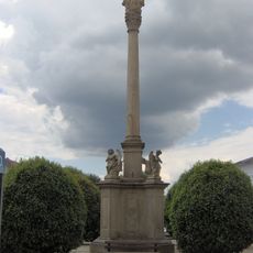 Sloup se sousoším Nejsvětější Trojice