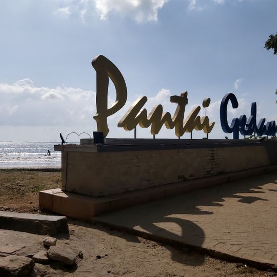 Pantai Gedambaan