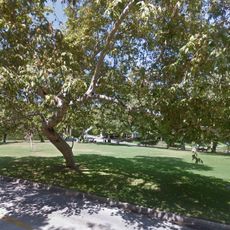 De Neve Square Park