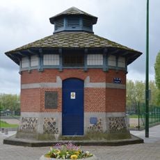 Pavillon électrique de l'exposition de 1911 de Charleroi
