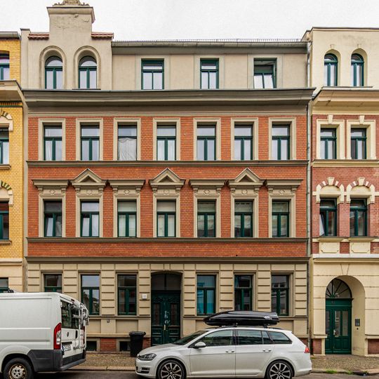 Mietshaus Geraer Straße 11
