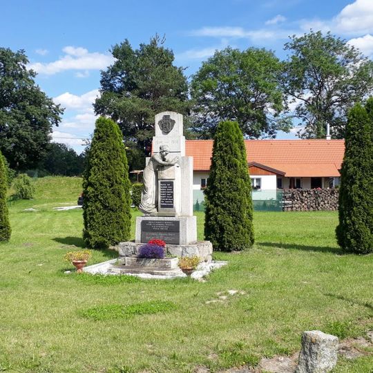 Pomník padlým v Bošilci