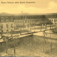 Palazzo delle scuole elementari di Mirandola
