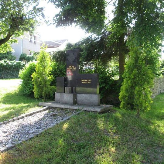 Pomník padlým v Chodském Újezdu