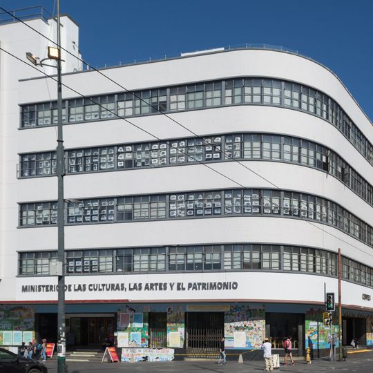 Edificio del Ministerio de las Culturas, las Artes y el Patrimonio