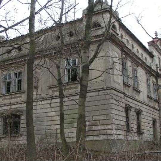 Petrovice Castle