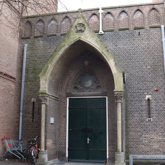 Kerkportaal van de St. Johannes de Doper