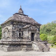 Banyunibo Temple