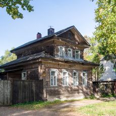 Жилой дом (Осташков)