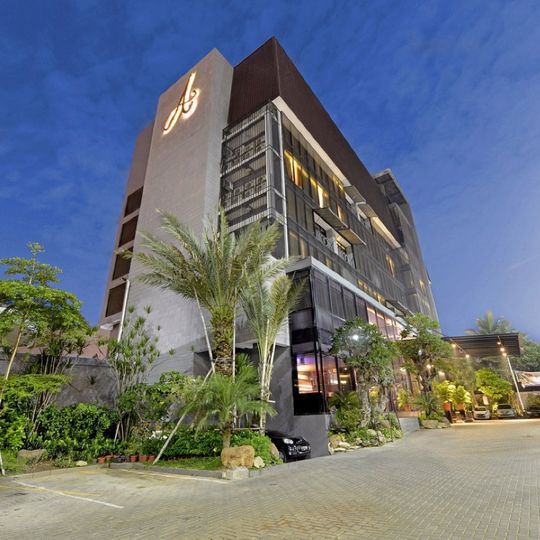 Cosmo Amaroossa Jakarta