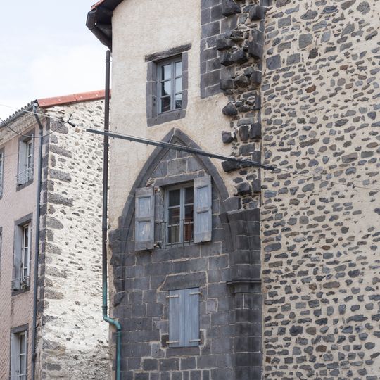 Boutique, 7 rue de la Collégiale