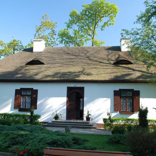 Oficyna I - południowa, ob. muzeum H. Sienkiewicza