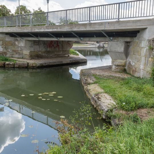 Strassenbrücke Hienheimer Straße