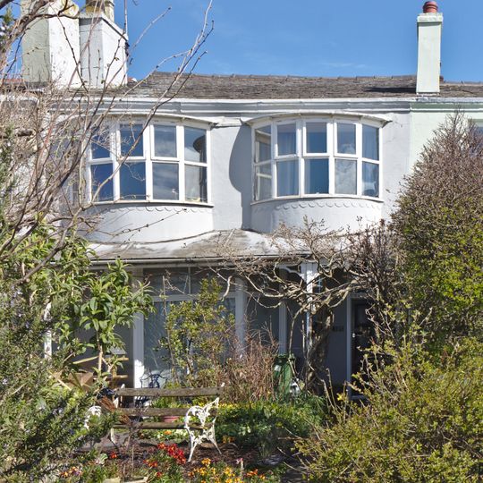 28 Marine Crescent, Waterloo