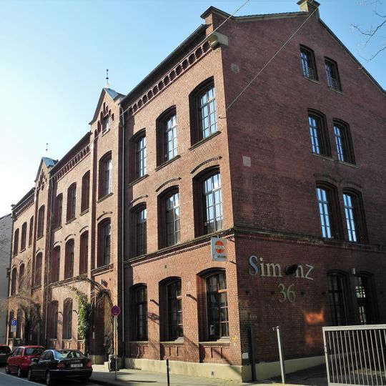 Hauptschule Simonsstraße