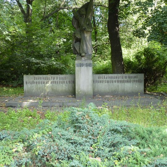 World War II memorial in Doly