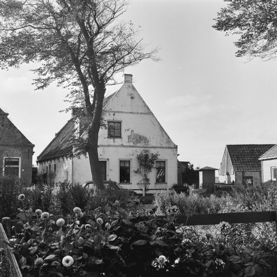 Westerlaan 1, Hollum